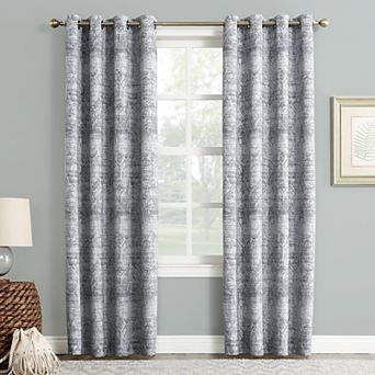 Sun Zero Blackout 1-Panel Darren Distressed Window Curtain