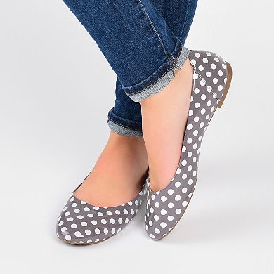 Journee Kavn Women's Comfort Sole Ballet Flats