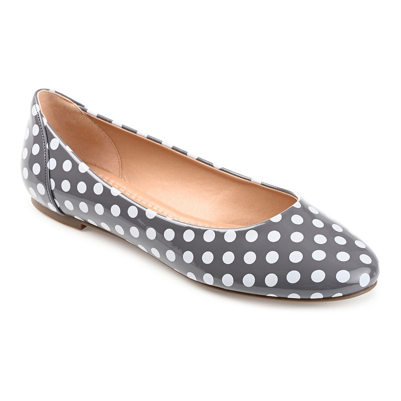 Journee Kavn Women's Comfort Sole Ballet Flats,
