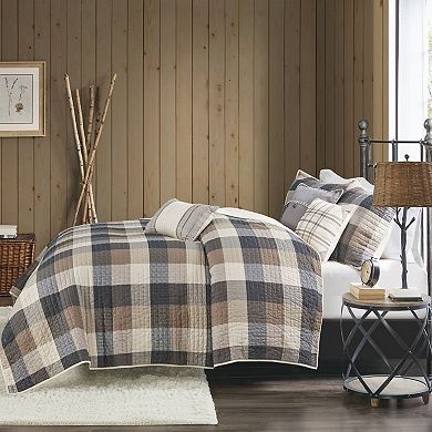 Madison Park 6-piece Pioneer Herringbone Quilt Set with Shams and Decorative Pillows