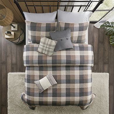 Madison Park 6-piece Pioneer Herringbone Quilt Set with Shams and Decorative Pillows