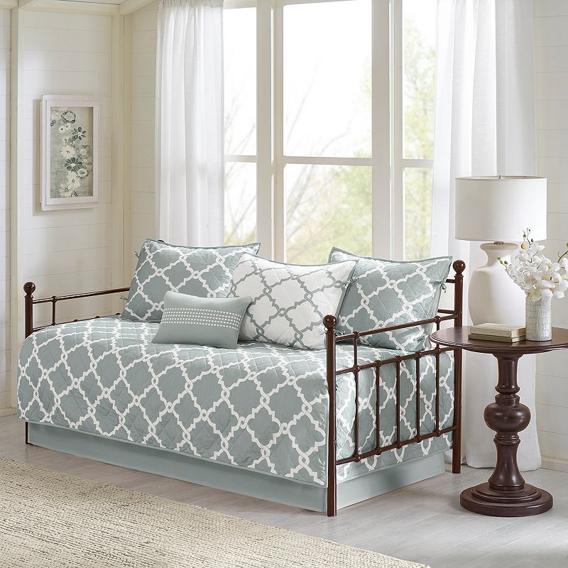 Madison Park Essentials 6-piece Almaden Daybed Set with Throw Pillow, Grey,