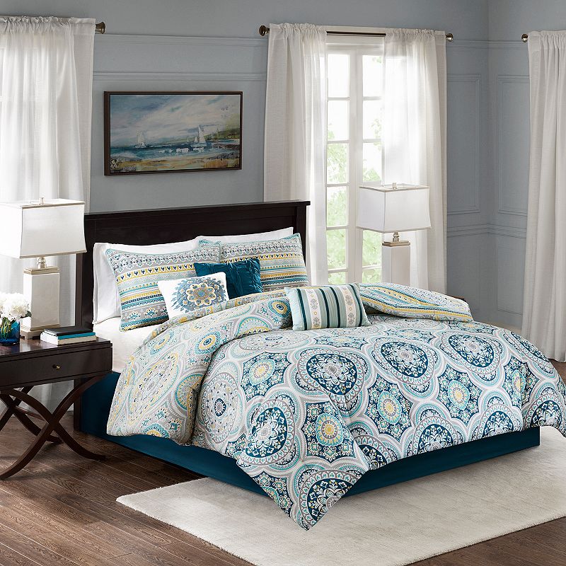 Madison Park Delta 7-piece Printed Reversible Comforter Set with Throw Pill