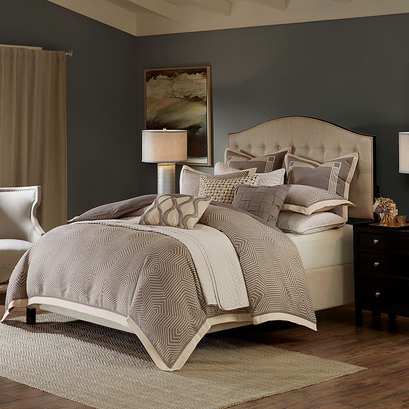 Madison Park Signature Shades of Gray Geometric Comforter Set with Throw Pi