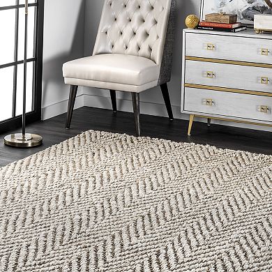 nuLOOM Vania Chevron Jute Rug