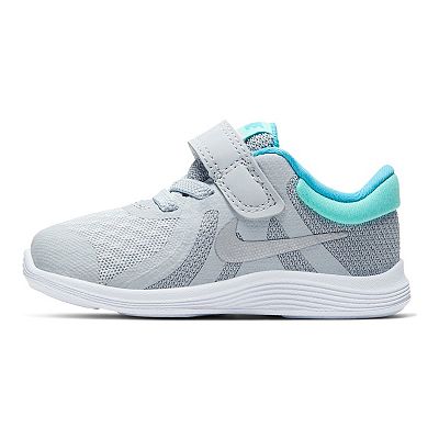 Nike Revolution 4 Toddler Girls Sneakers