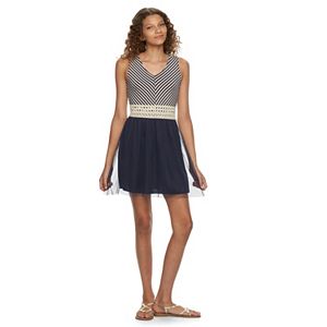 Juniors' Speechless Miter-Striped Skater Dress