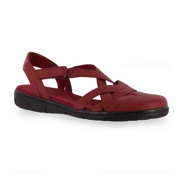 Kohls womens best sale black sandals