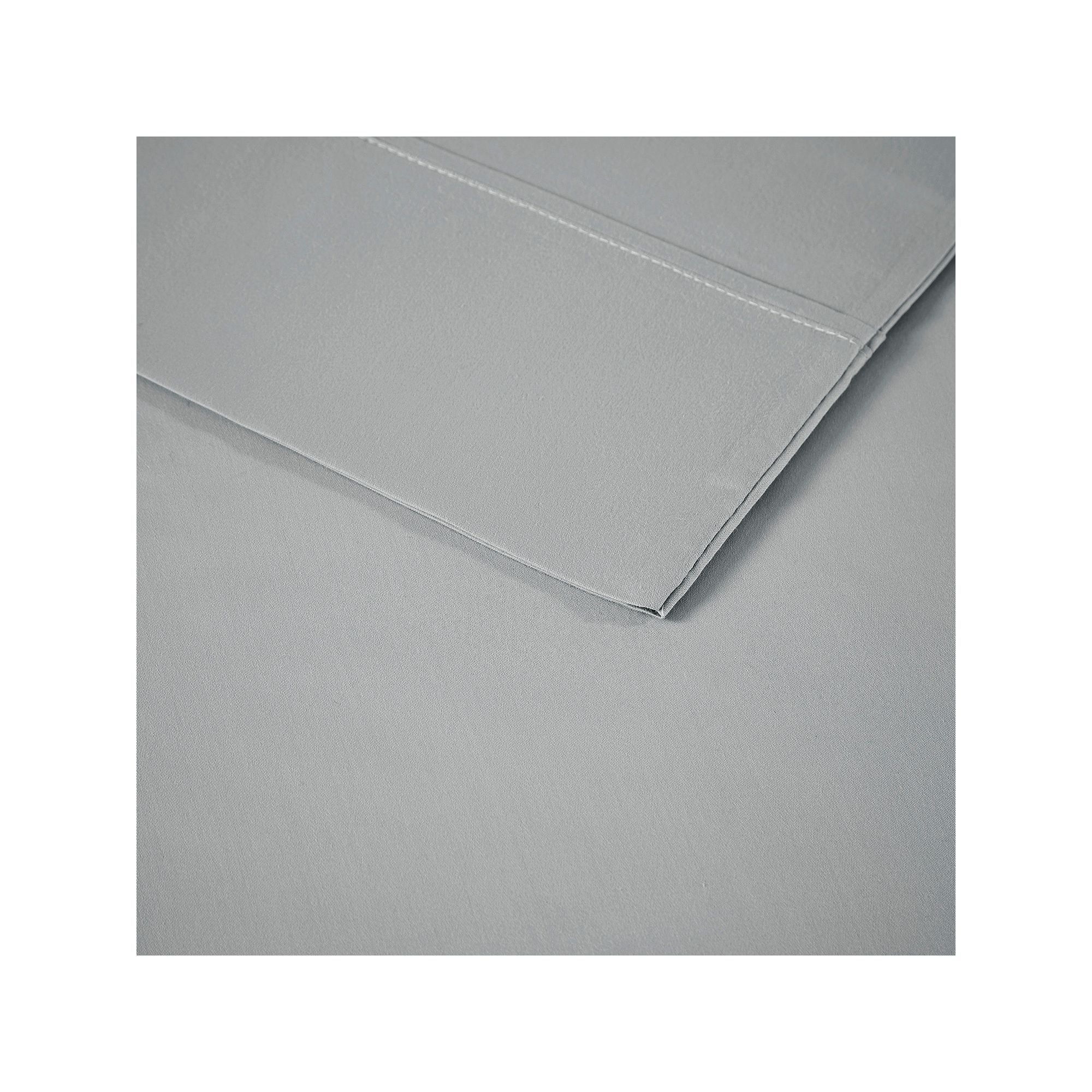 Madison Park 1500 Thread Count Cotton Blend Sateen Weave Sheet Set and Pill