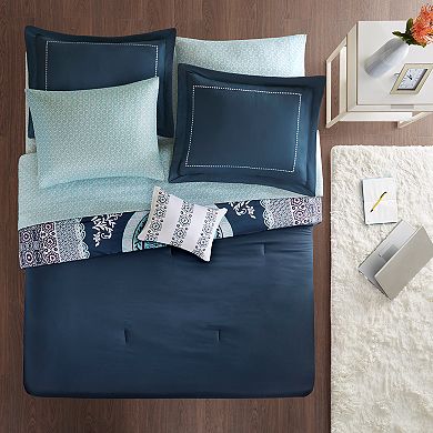 Intelligent Design Eleni Boho Comforter Set with Bed Sheets