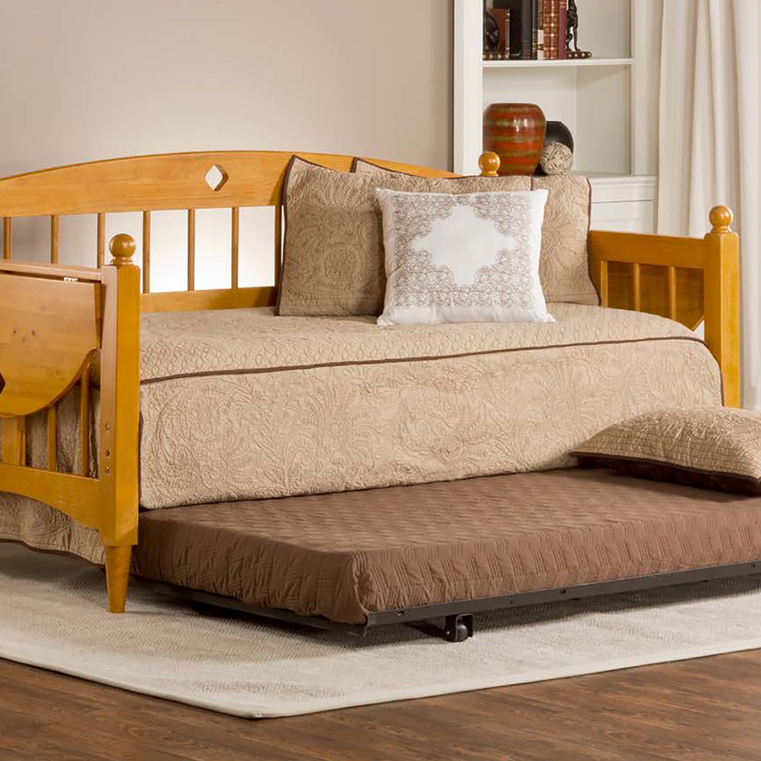 Image for Hillsdale Furniture Dalton Daybed & Trundle at Kohl's.