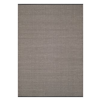 Safavieh Montauk Fawn Solid Rug