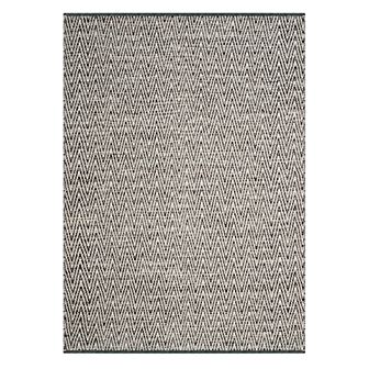 Safavieh Montauk Harley Chevron Rug