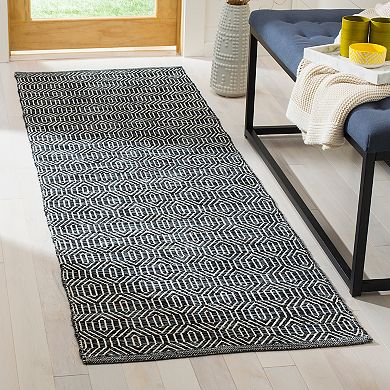 Safavieh Montauk Alder Geometric Rug