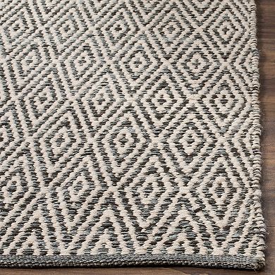 Safavieh Montauk Linden Geometric Rug