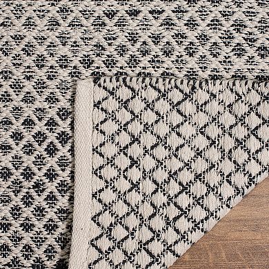 Safavieh Montauk Talia Lattice Rug