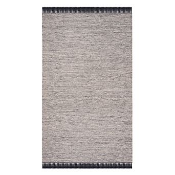 Safavieh Montauk Zephyr Solid Rug