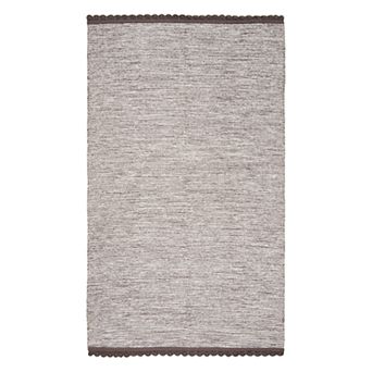 Safavieh Montauk Keegan Solid Rug