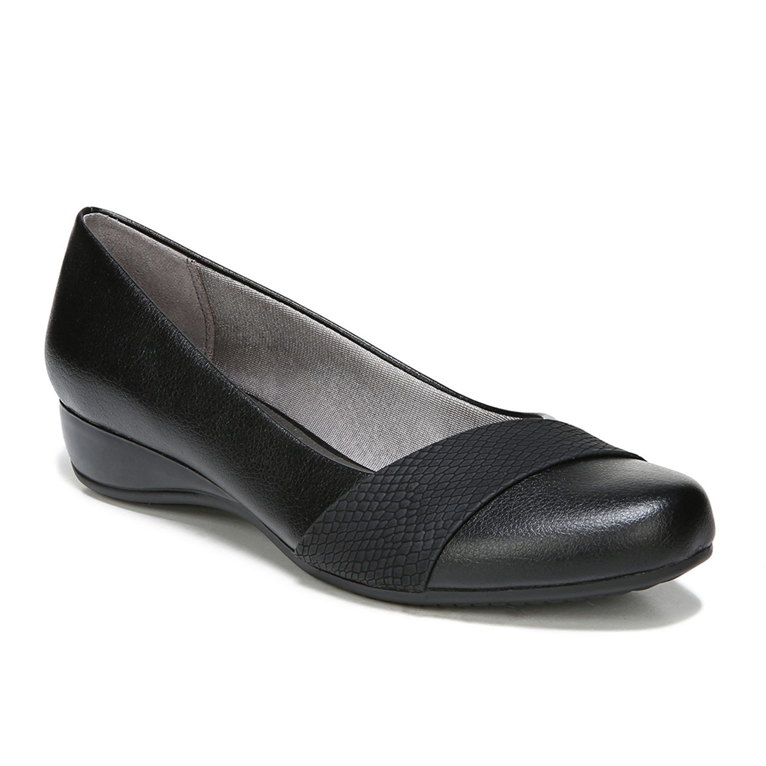 womens lifestride flats