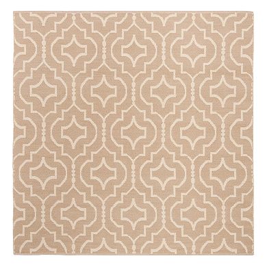 Safavieh Montauk Verena Quatrefoil Rug