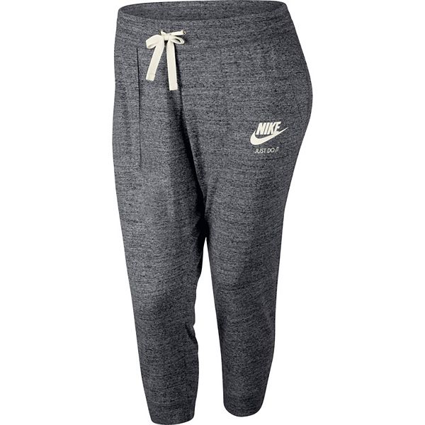 Nike Sportswear Women's Gray Cotton Logo Gym Vintage Capri Sweatpants Size  1X