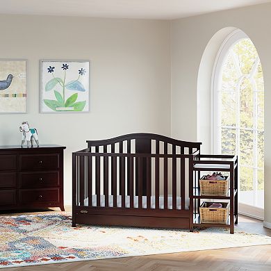 Graco Solano 4-in-1 Convertible Crib & Changer with Drawer