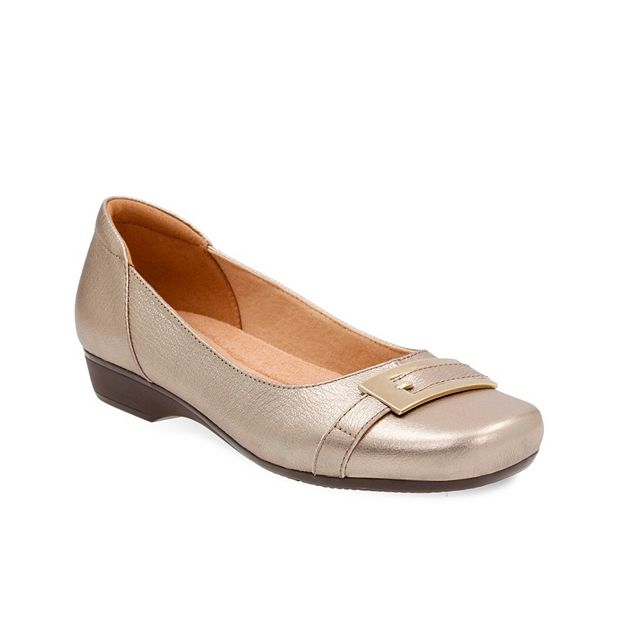 Clarks blanche clearance