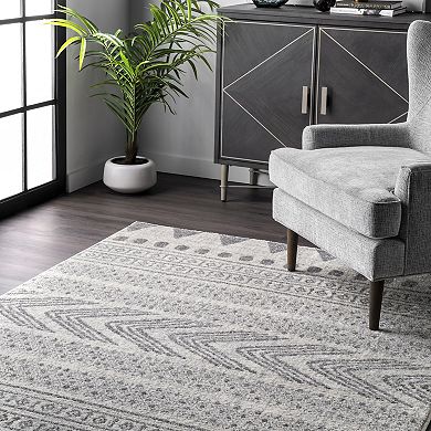 nuLOOM Shaina Tribal Geometric Rug