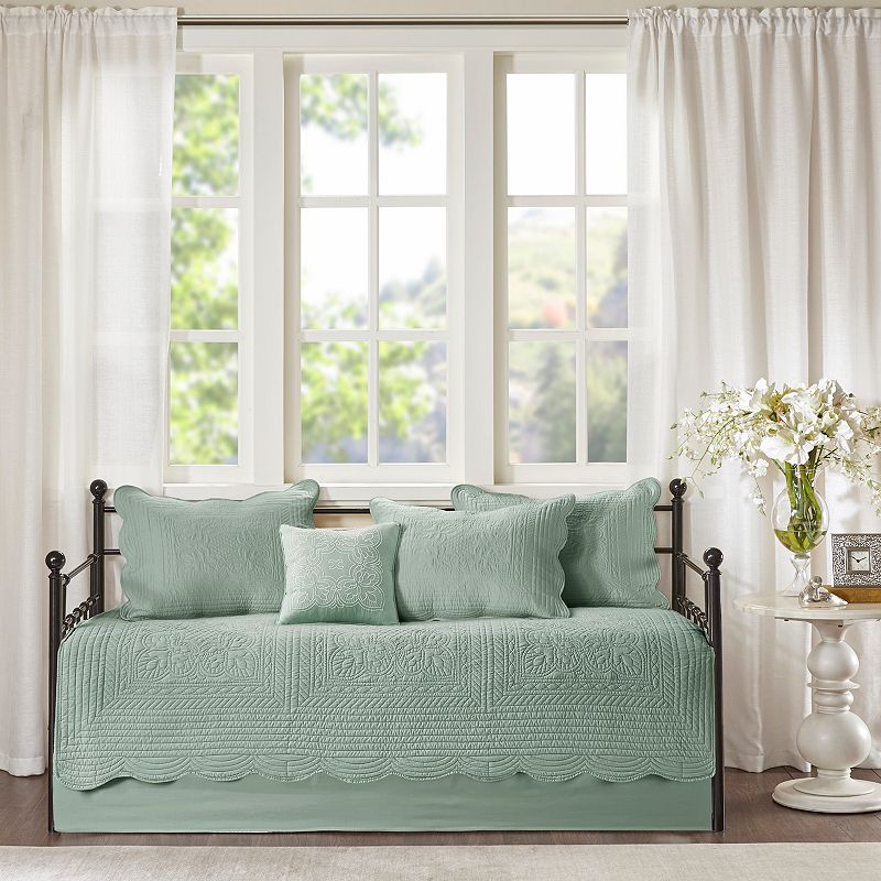 Madison Park Venice 6-piece Daybed Set with Throw Pillow, Lt Green, DAYBED 