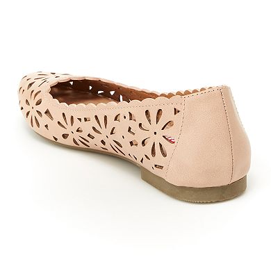 Unionbay Waldorf Women's Perforated Floral Flats