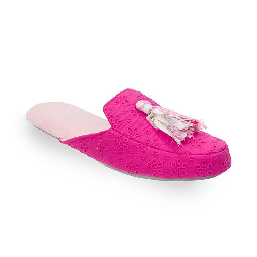 slippers with tassels