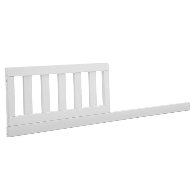 Delta bed outlet rail