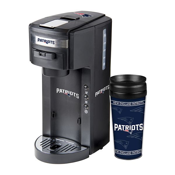 Boelter New England Patriots Deluxe Coffee Maker 14 Ounce Travel Tumbler Mug