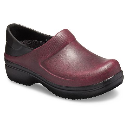kohls crocs