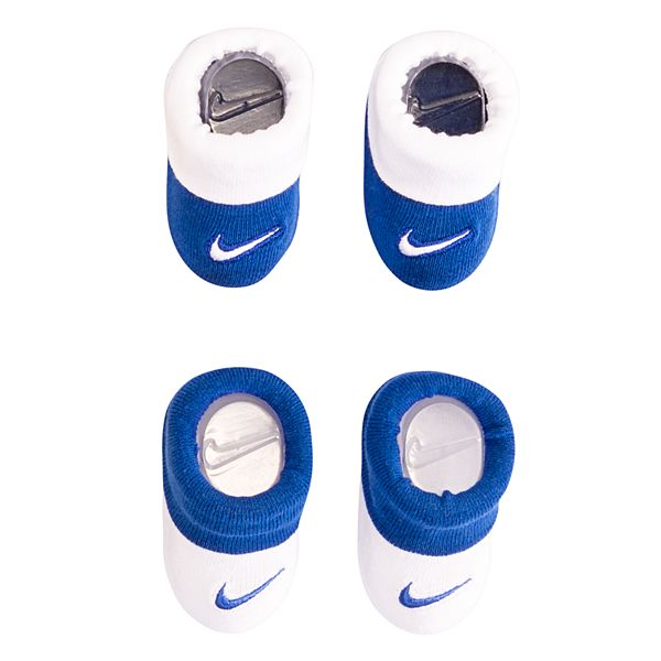 Newborn hot sale nike sneakers