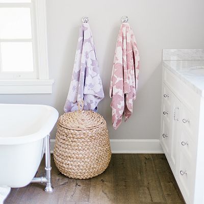 LC Lauren Conrad Floral Bath Towel