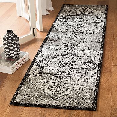 Safavieh Vintage Hamadan Renly Medallion Rug