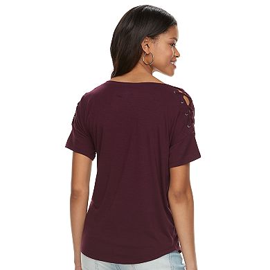 Juniors' SO® Lace-Up Shoulder Tee