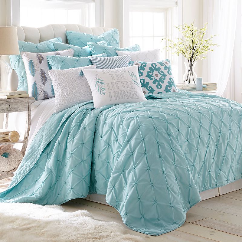 Levtex Home Victoria Quilt Set, Blue, Twin