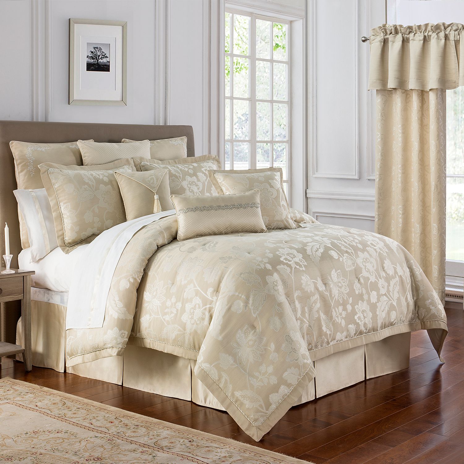 Marquis By Waterford Emilia 4 Piece Comforter Set