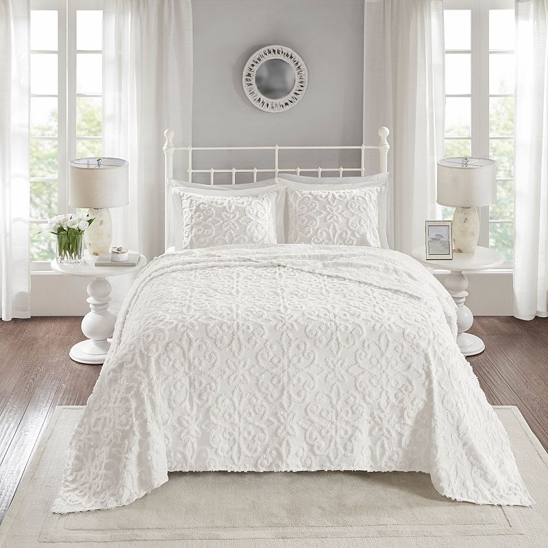 Madison Park Sarah 3-piece Cotton Chenille Bedspread Set, White, Full/Queen