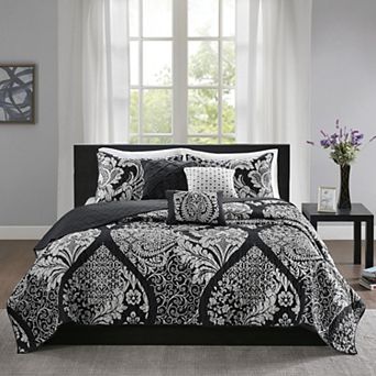 Madison Park Marcella 6 pc Quilt Set with Shams and Throw Pillows