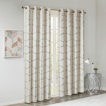 Intelligent Design 100% Blackout 1-Panel Khloe Metallic Grommet Window Curtain