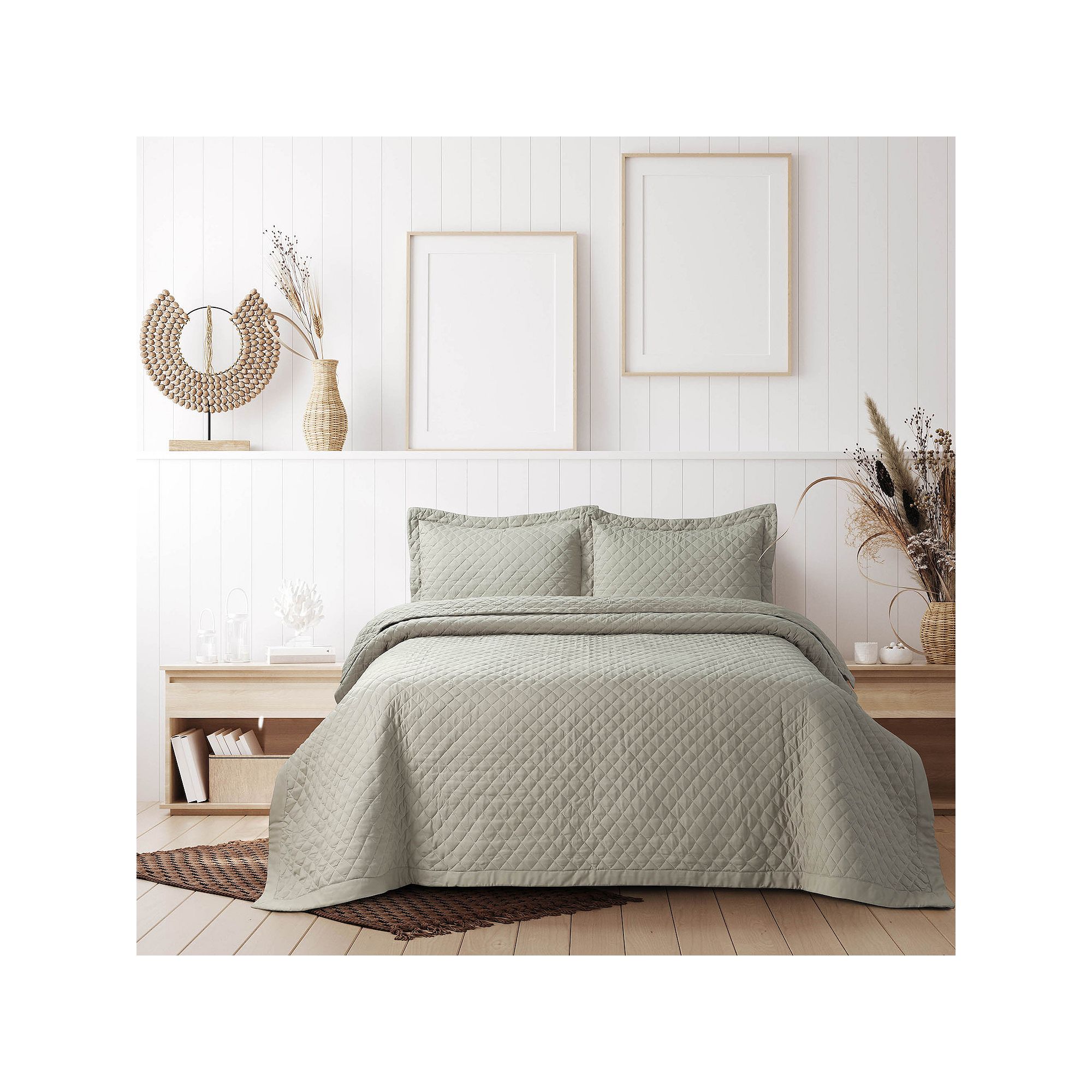 Tribeca Living Brisbane Solid Oversized Diamond Quilt Set, Cloud