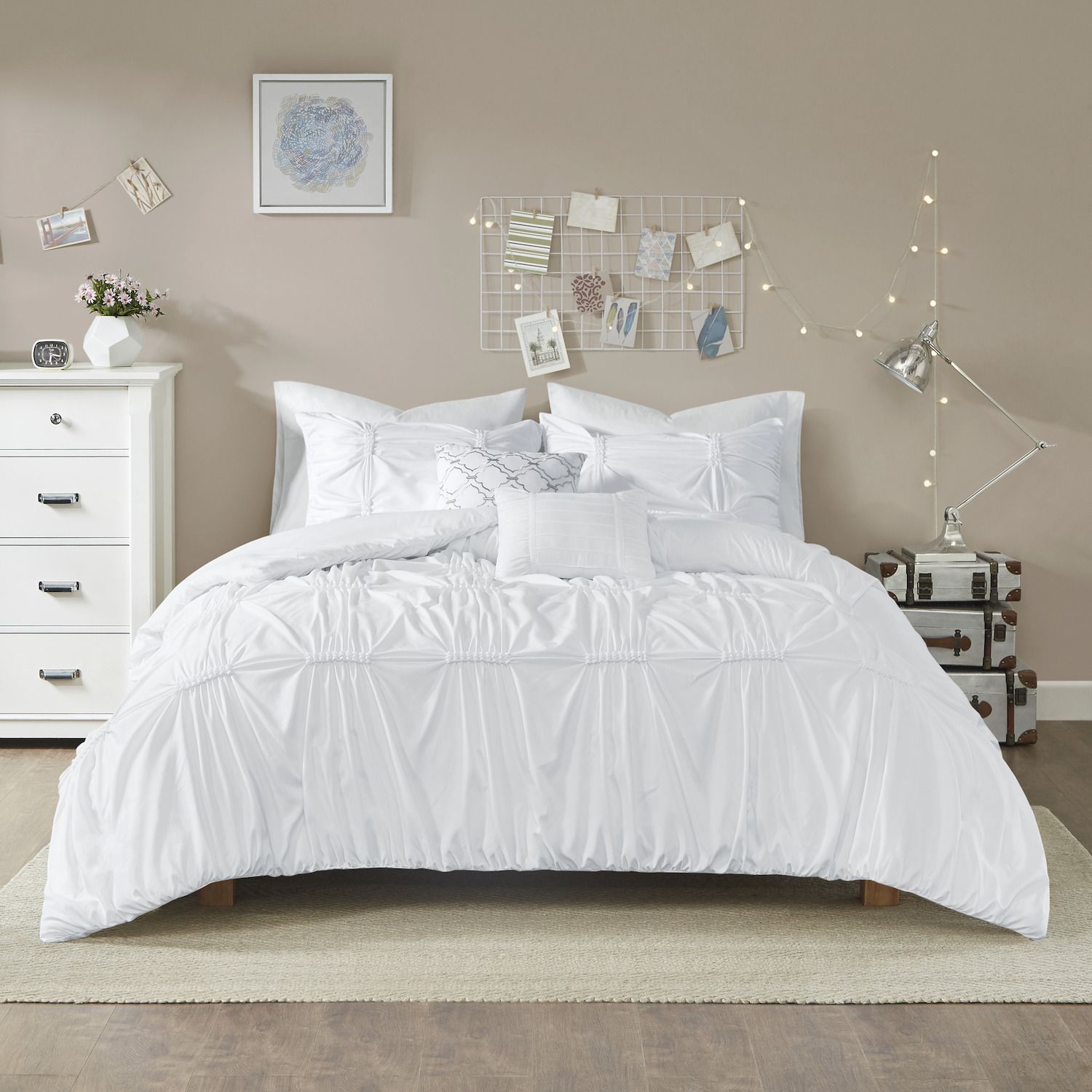 Dreamy Ideas for the Perfect Minimalist Bedroom