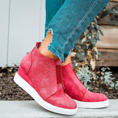 Journee Clara Women's Wedge Sneakers