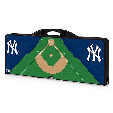 Picnic Time New York Yankees Portable Picnic Table with Field Design