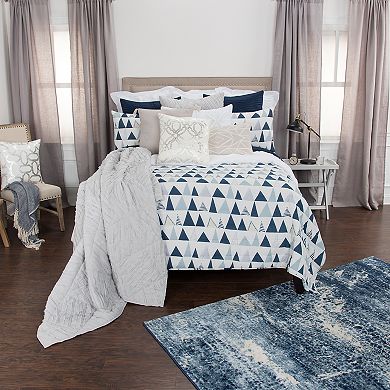 Rizzy Home Flint Geometric Quilt Set with Shams