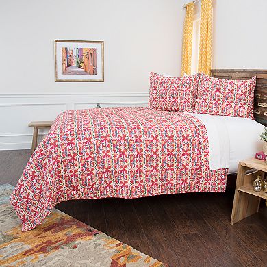 Rizzy Home Lilou Geometric Quilt Set with Shams
