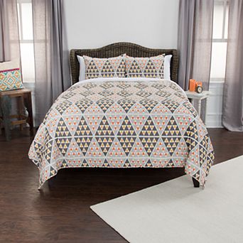 Rizzy Home Tommy Geometric Quilt Set with Shams